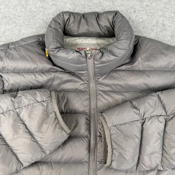 Tumi Pax Packable Travel Pillow Puffer Down Hooded Jacket Silver Gray Women's XL - Picture 1 of 10